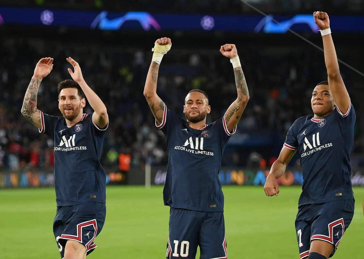 蒂姆巅峰对决，内马尔与40激战拜仁分钟，回归赛场胜负难料！